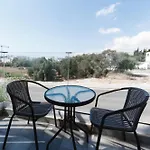 Nissini Villa *