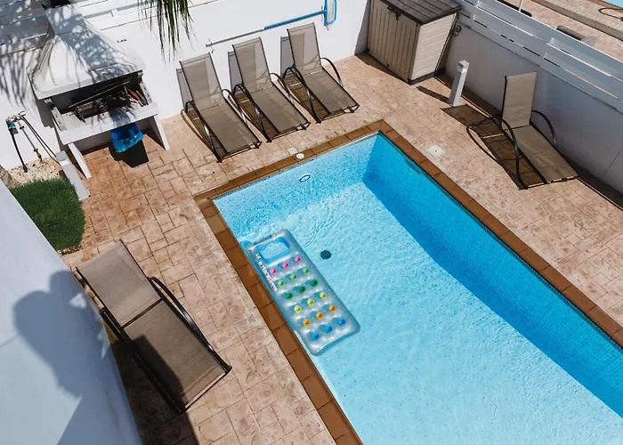 ヴィラ Nissini アヤナパ