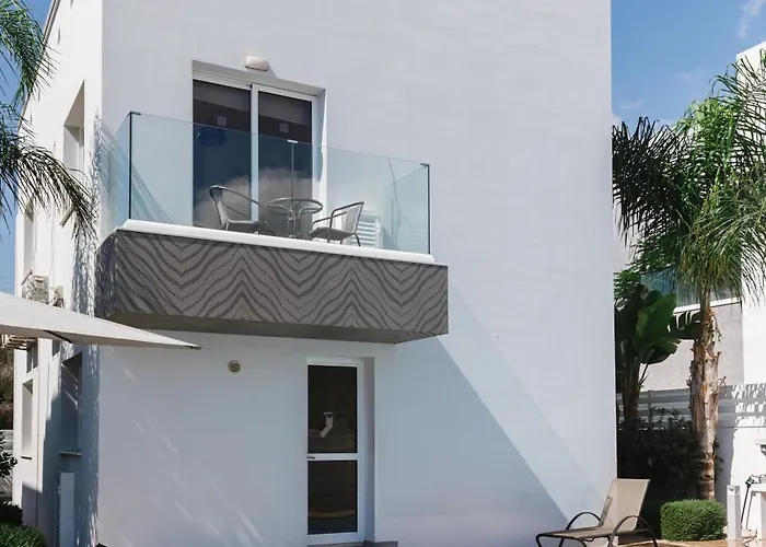 Nissini ヴィラ アヤナパ