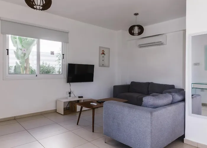 ヴィラ Nissini アヤナパ